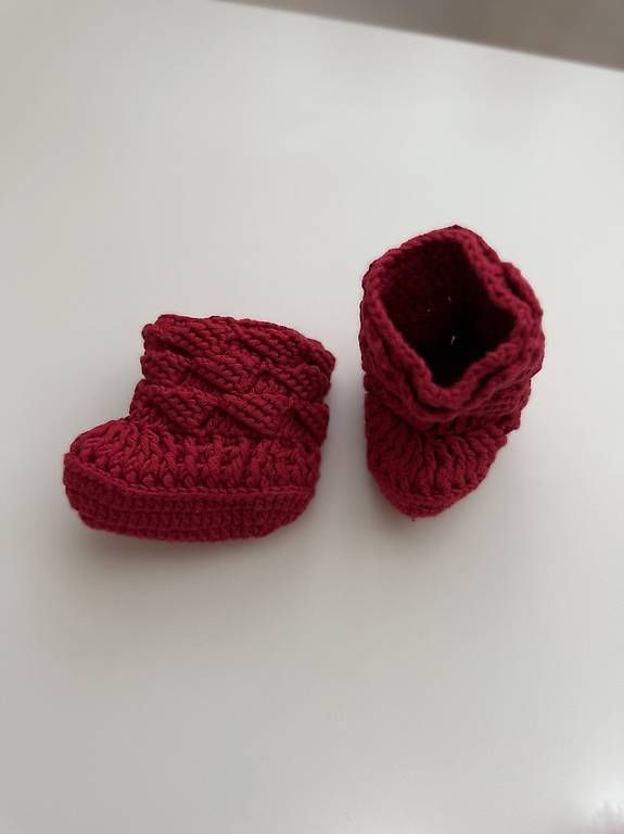 Vestiti & Gonne: Kleid Gr. 68, Mütze 6-12m – Usato da Jona venduto da Selin84 1