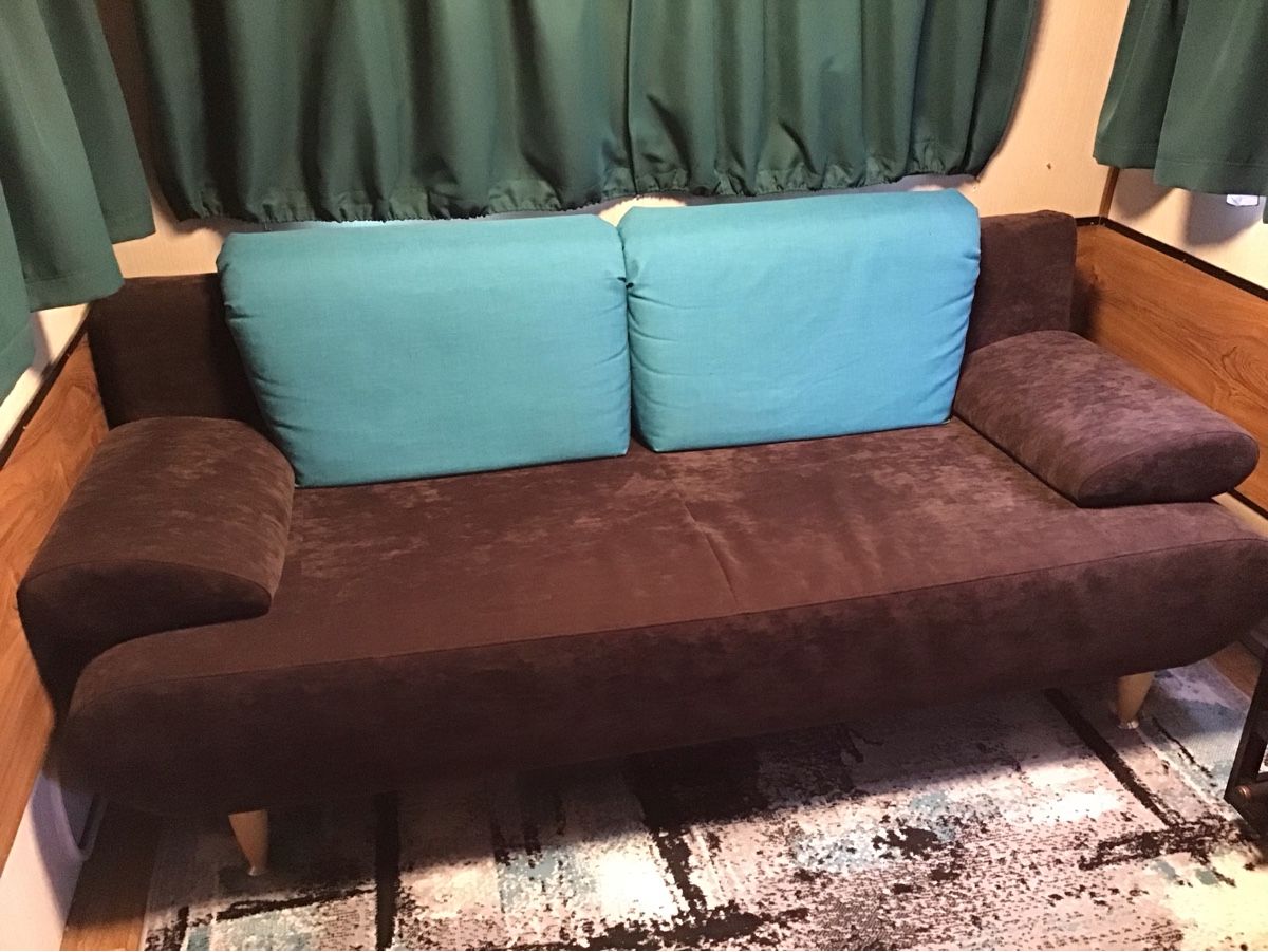 Sofas: Ausziehsofa mit Bettfunktion braun/türkis – Gebraucht aus Schupfart von Resi66