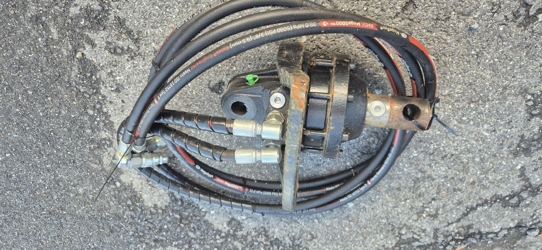 Pinces: Rotator 3 Tonnen – Neuf (Voir description) à Grabs par brennholz_bruno 3