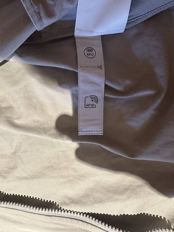 Jacken: Stone Island Ghost Edition – Neu und originalverpackt aus Regensdorf von and_wl25 3