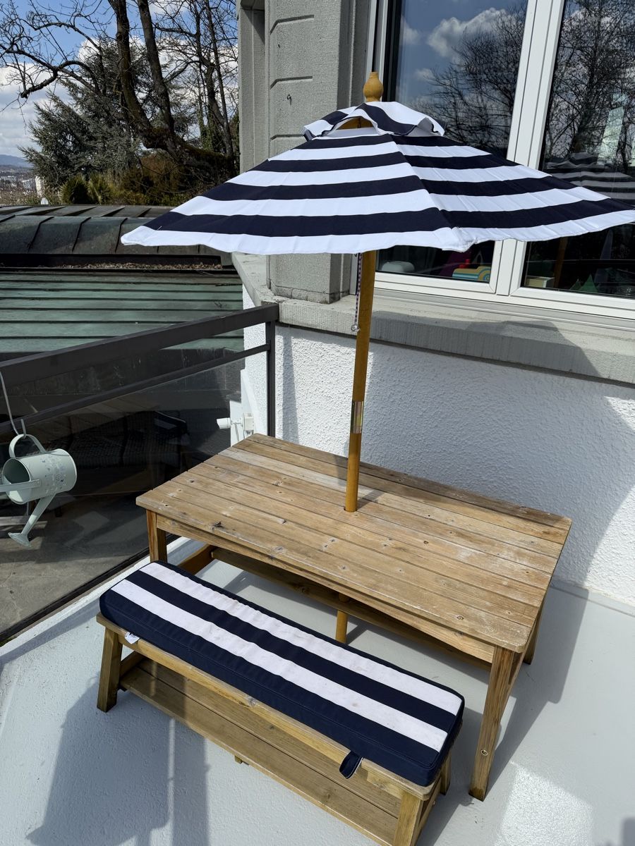 Set di tavolo e panche: Gartentisch mit Sitzbank und Sonnenschirm gestreift – Usato da Wallisellen venduto da ale_9qys 3