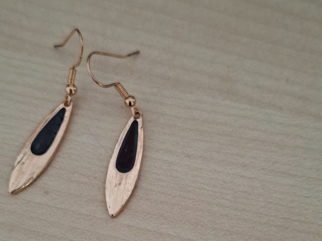 Boucles d'oreille: schöne Ohrhänger – Neuf (Voir description) à Reinach AG par nicki024