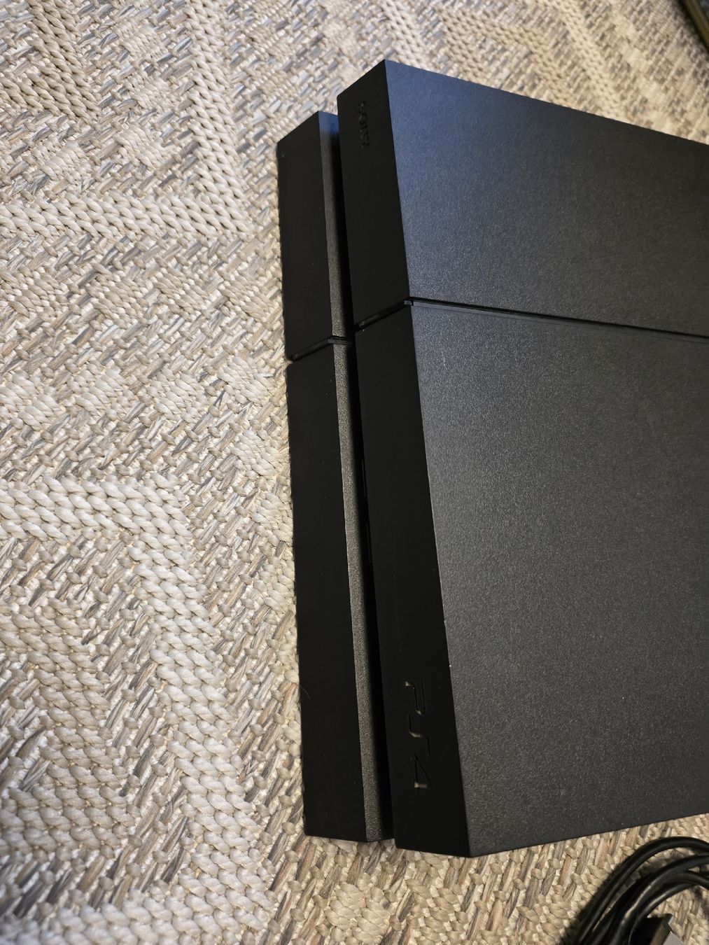 Sony Console: Playstation 4 mit Spielen und Controller – Usato da Dorf venduto da Echo_Elements 7