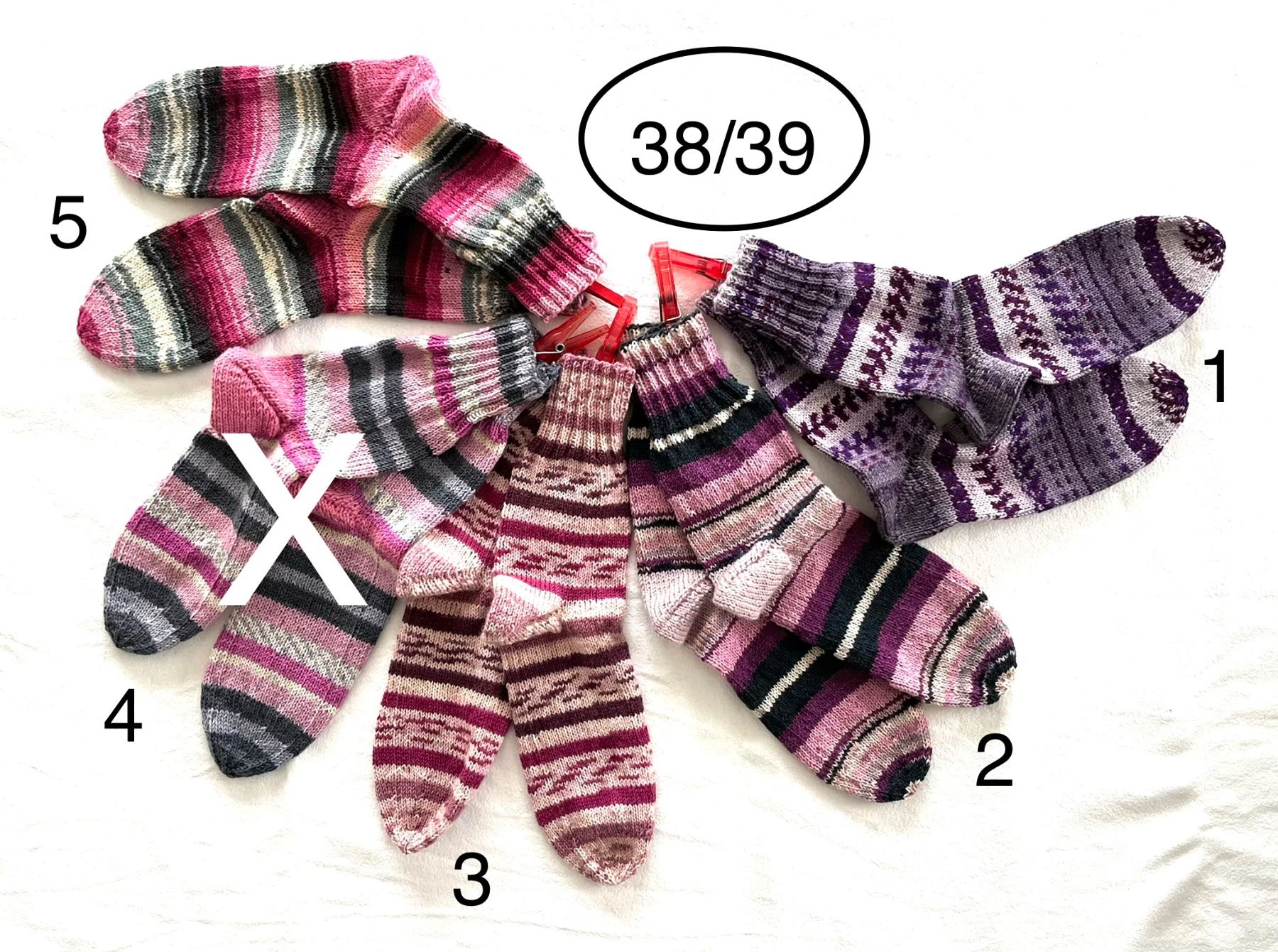 Calze: handgestrickte Wollsocken, 38/39 – Nuovo e nell'imballaggio originale da Engelburg venduto da rautibus