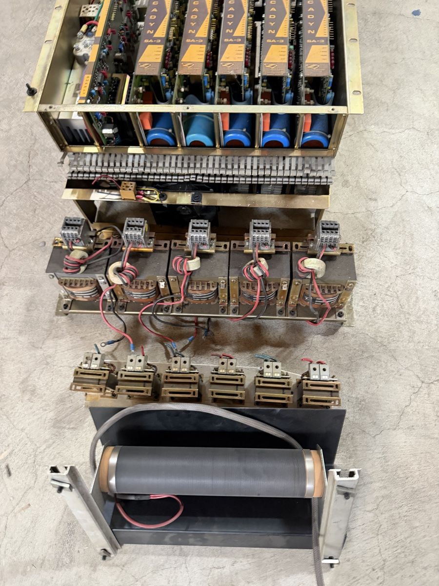 Elektronikbauteile: Servienstofe mit Drosseln und Bremswiderstand – Defekt aus Sirnach von Deruhrmacher 2
