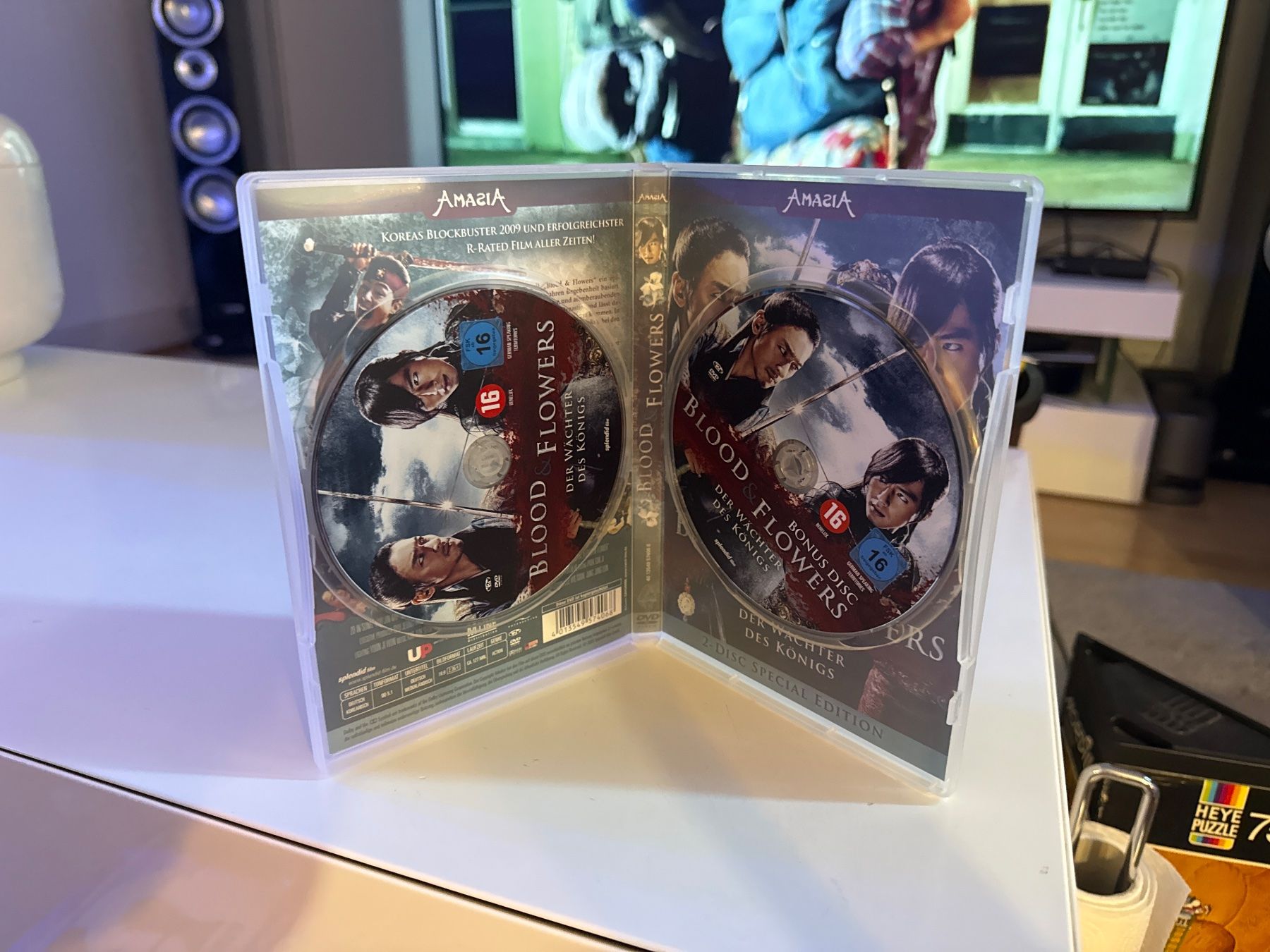 Tutti i DVDs: Blood & Flowers 2-Disc Vergriffen – Usato da Allschwil venduto da meeresperle 2