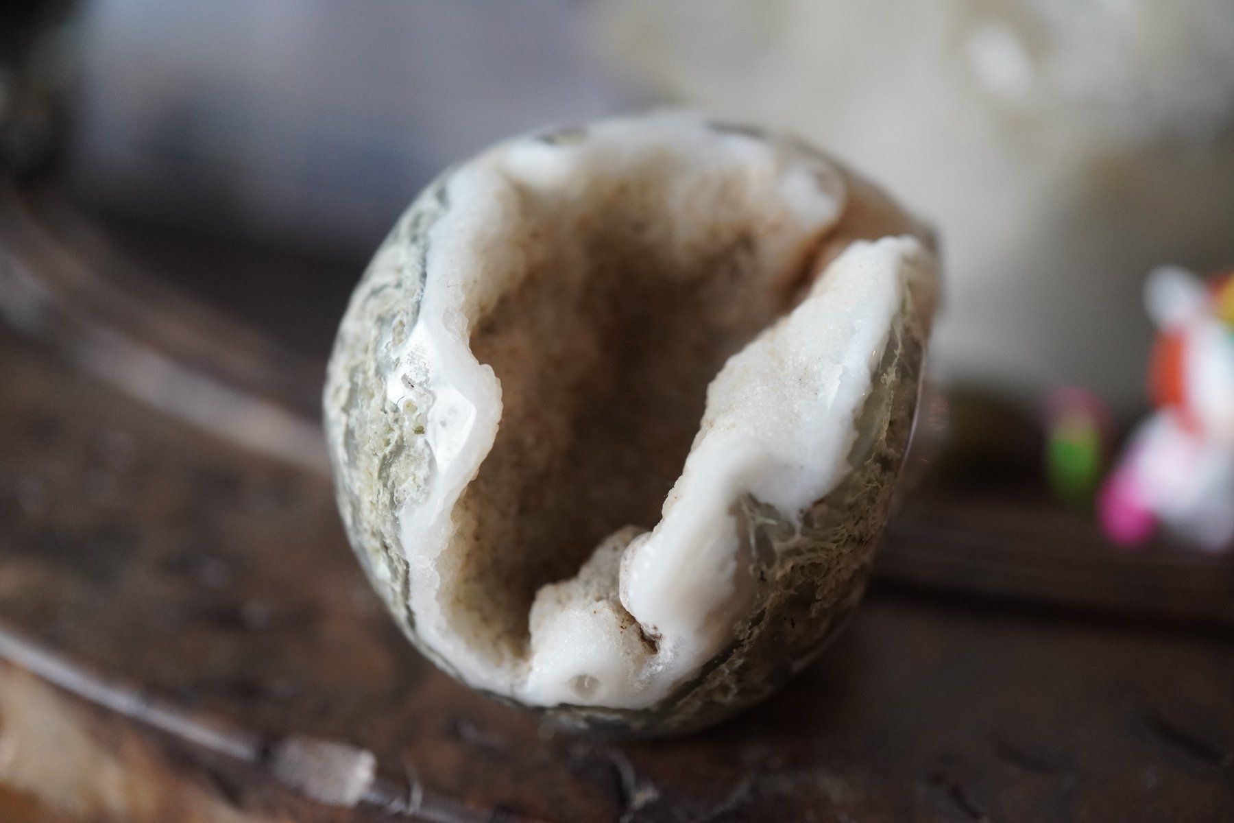 Minerali & Pietre curative: Moos Achat Drusen  Skull     "TOPSTONE" – Nuovo e nell'imballaggio originale da Eschenbach SG venduto da topstone 6