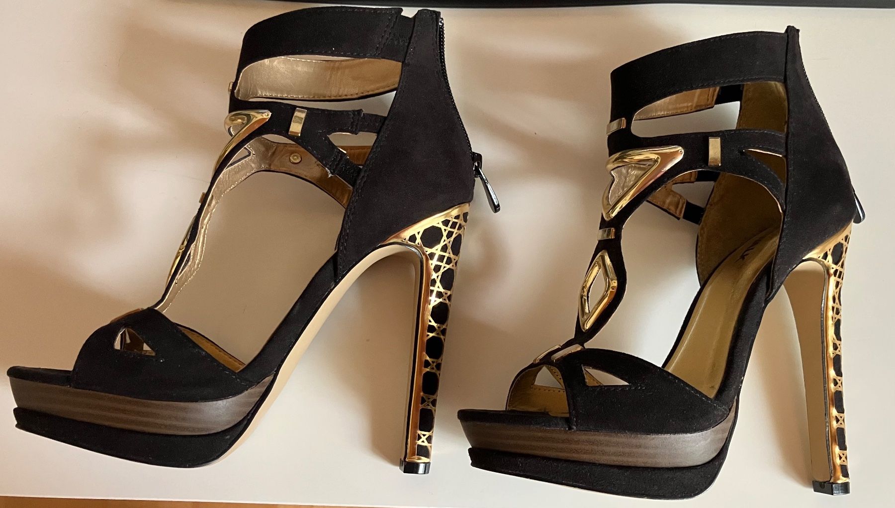 Damenschuhe: High Heels Blickfang, Gr. 36 – Neu (gemäss Beschreibung) aus Olten von Dickbrave 1