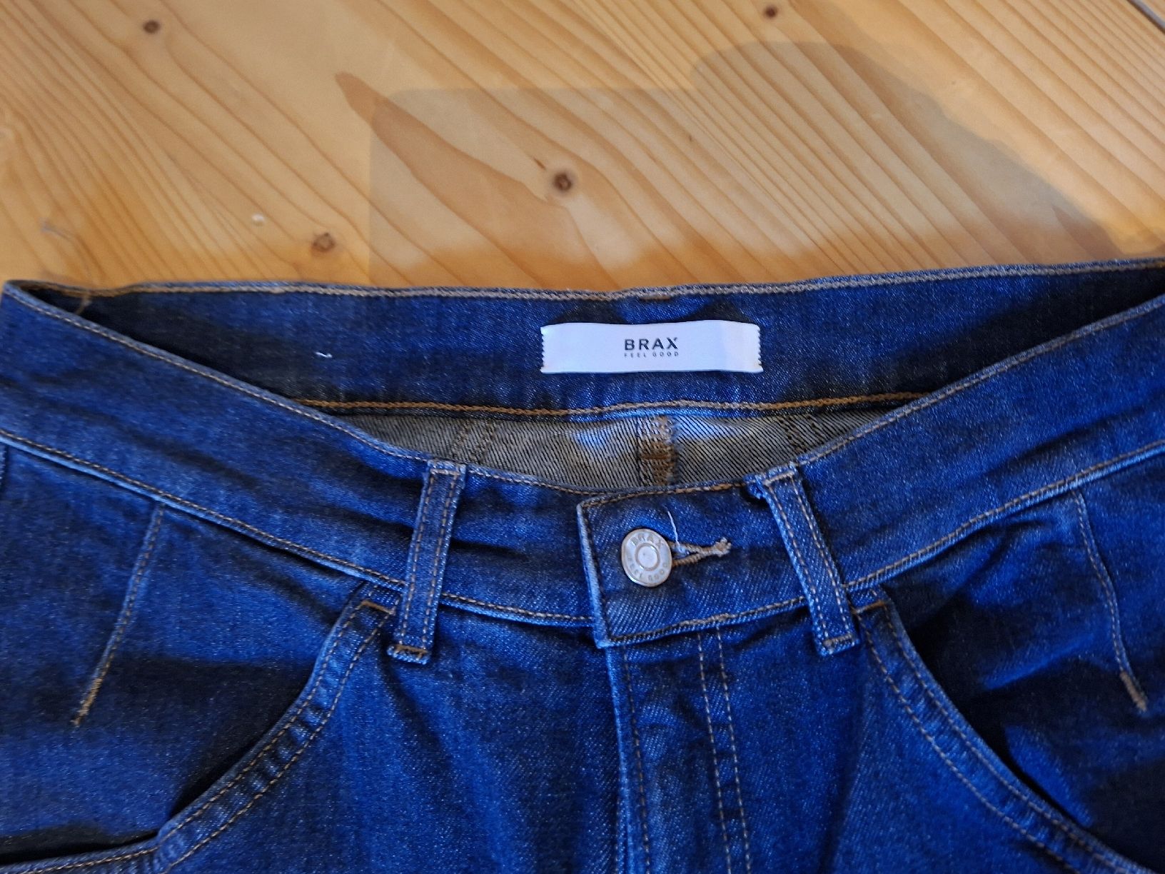 Brax Jeans: Jeanshose Brax – Nuovo e nell'imballaggio originale da Bubikon venduto da nic_8brw 3