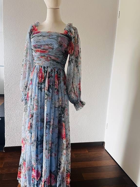 Kleider: Blumenkleid  – Gebraucht aus Winterthur von Anjarys 1