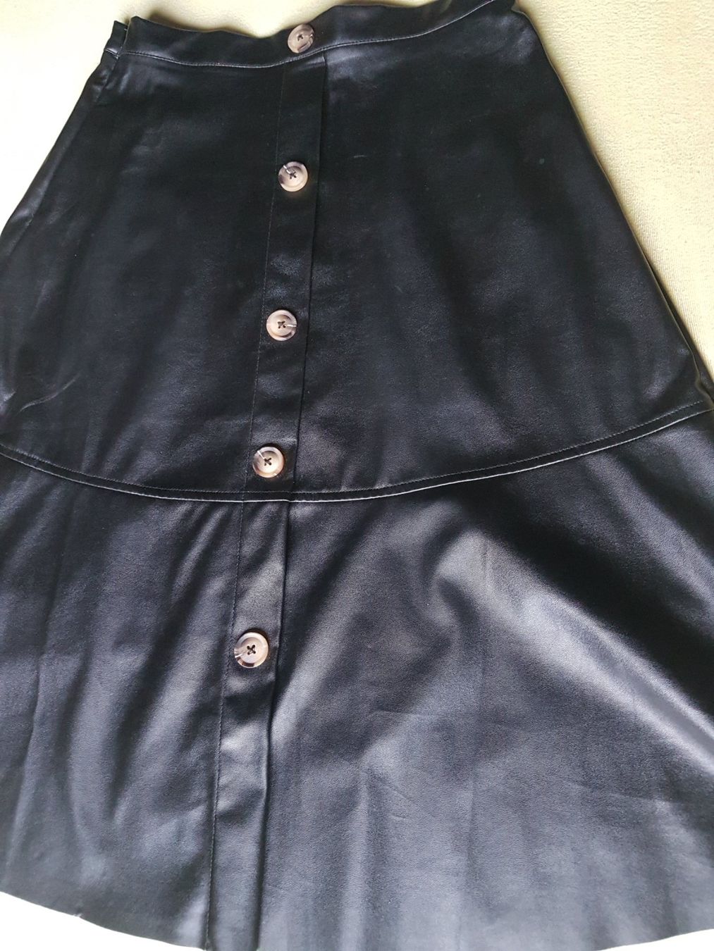 Shein Gonne: Jupe noire imitation cuir taille S marque Shein – Usato da Villiers venduto da san_jn5w 7