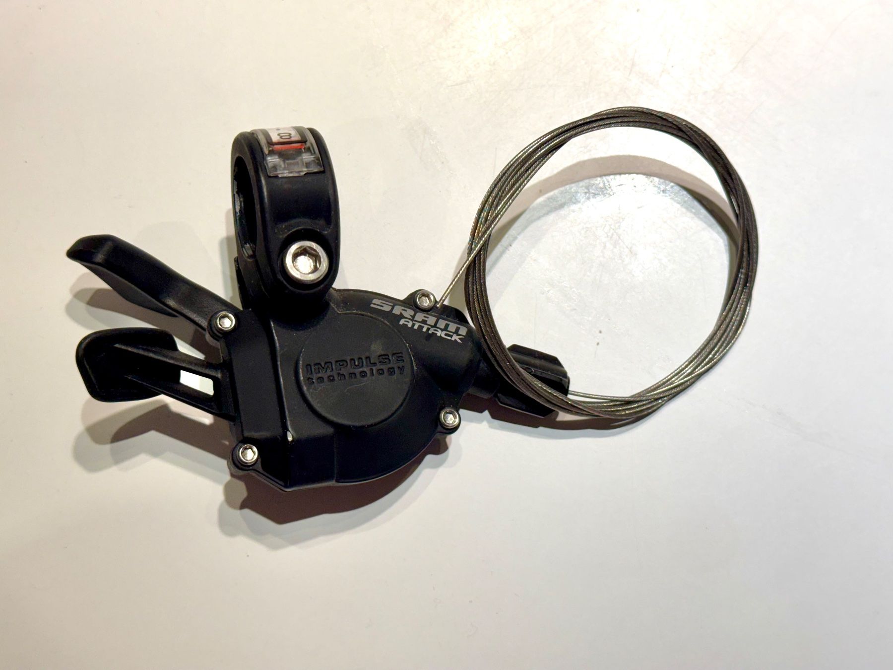 Sram Pezzi di ricambio: Manette de vitesse  droite SRAM Attack, 8 vitesses – Nuovo (secondo la descrizione) da Lausanne venduto da vmitch64