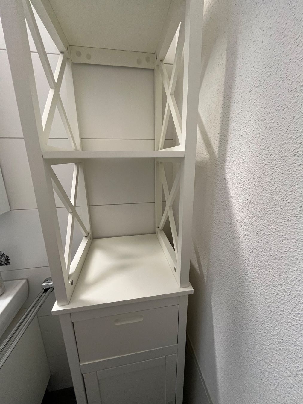 Armoires: Badezimmerschrank weiss – D'occasion à Wangen b. Olten par kamsa321 3