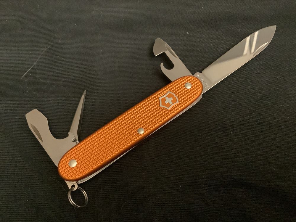 Victorinox Pioneer Alox Orange SMS Kaufen auf Ricardo