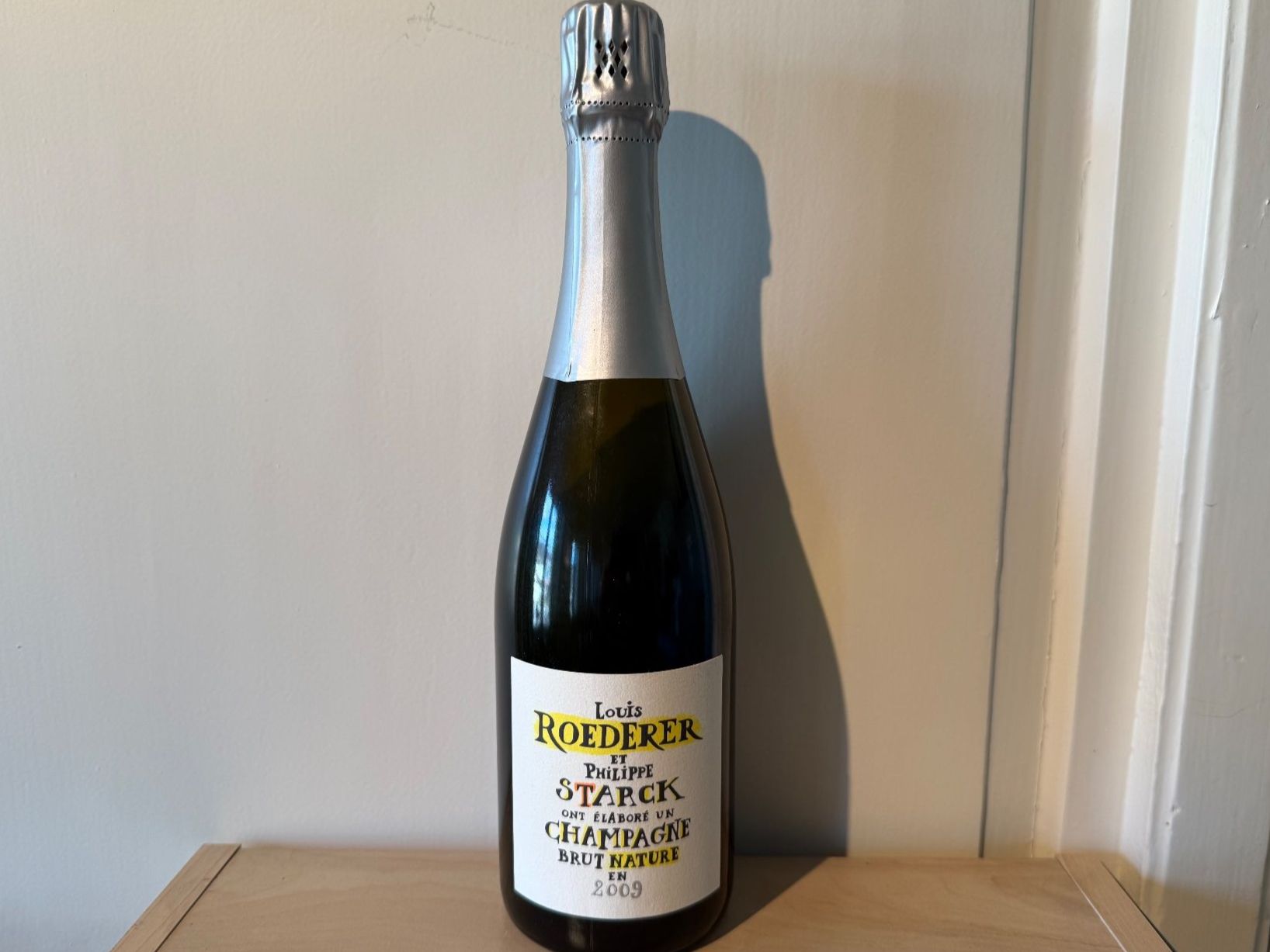 Louis Roederer Vino: 1 Flasche Champagne Philippe STARCK Louis Roederer 2009... – Nuovo e nell'imballaggio originale da Wöschnau venduto da Vinsale