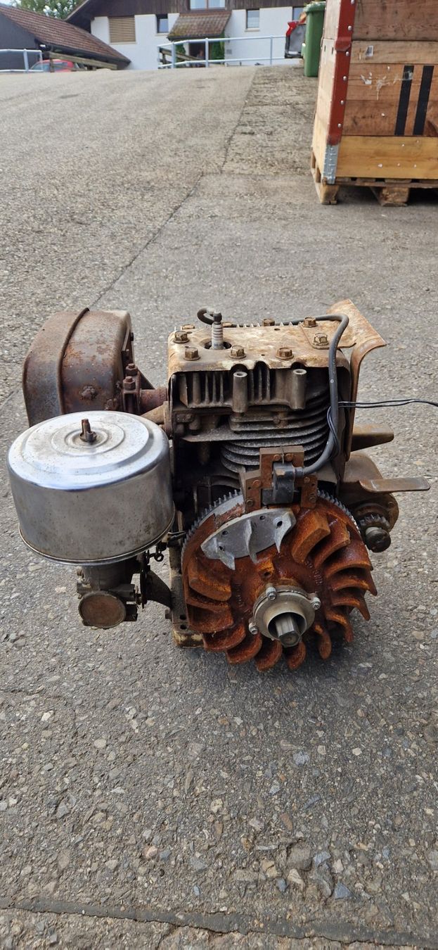 Aebi Tutte le macchine: Aebi KM51 Motor und Getriebe – Difettoso da Aeschlen venduto da wenk76 4