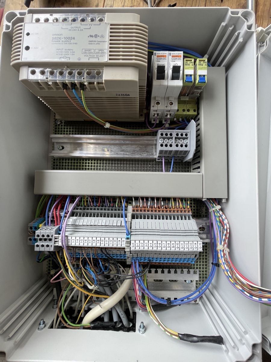 Componenti elettronici: B&R PP15 Power Panel – Usato da Oftringen venduto da Box2 6