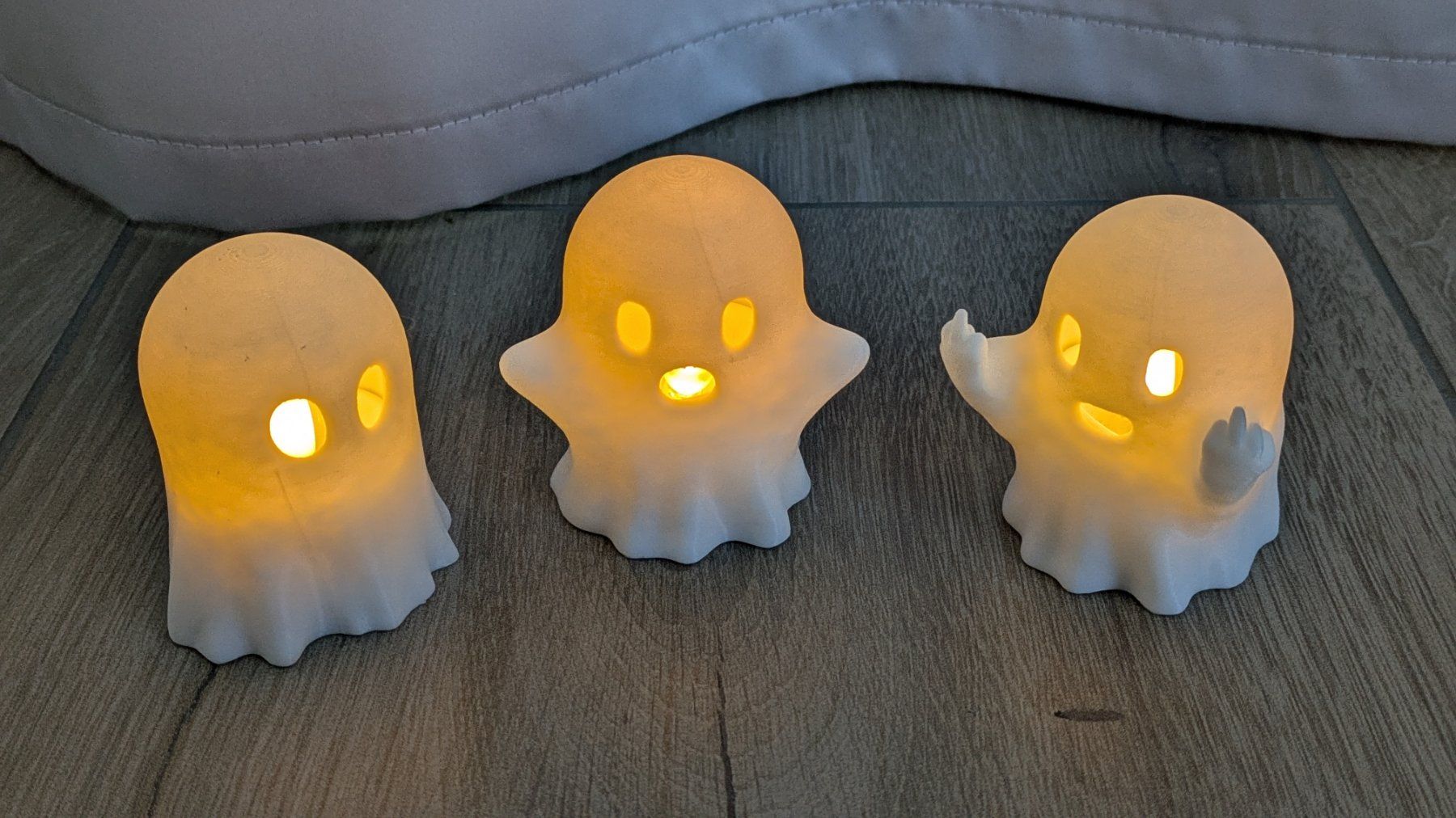 Tutte le decorazioni: LED Gespenst / Geist / Ghost - Halloween Set – Nuovo e nell'imballaggio originale da Staufen venduto da Fleby84