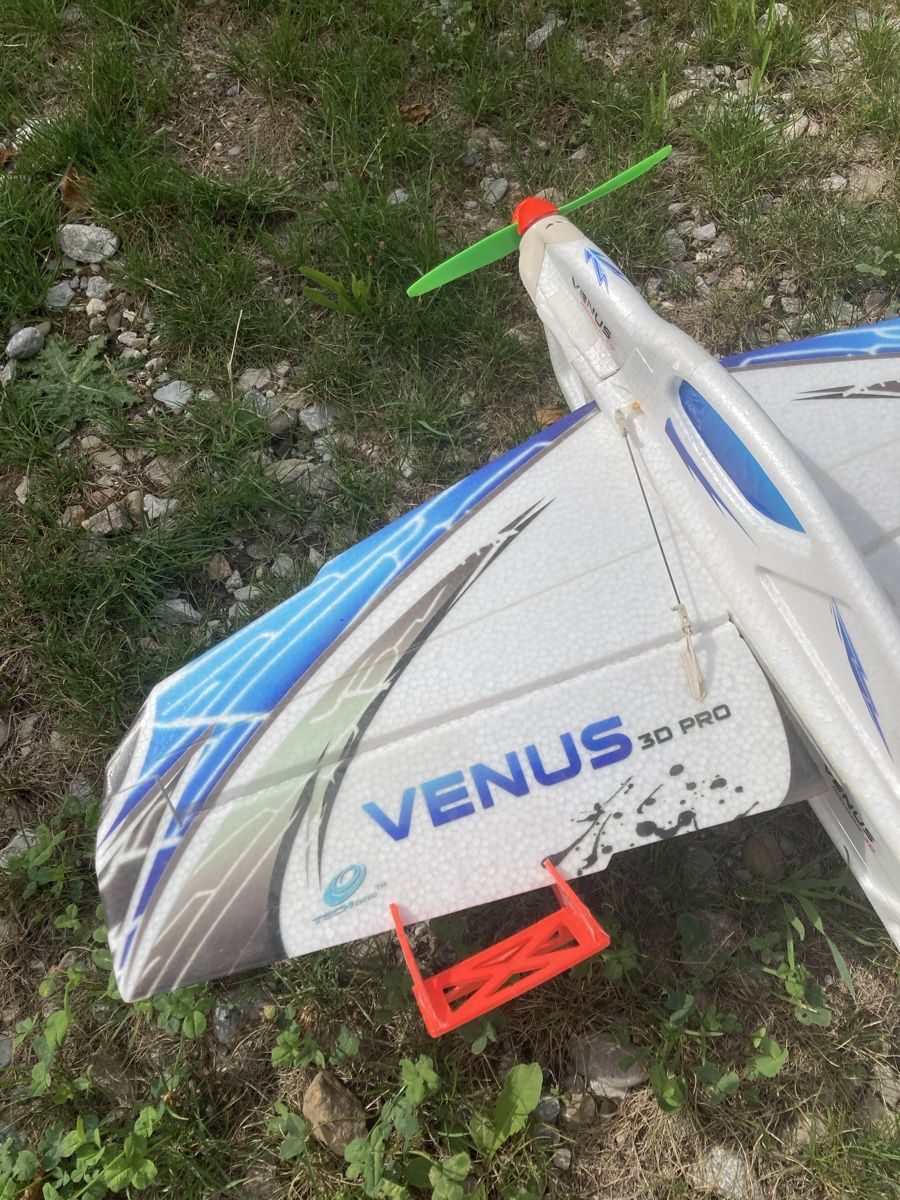 Modellismo RC: Modellflugzeug – Nuovo (secondo la descrizione) da Kehrsatz venduto da TAURUS1954