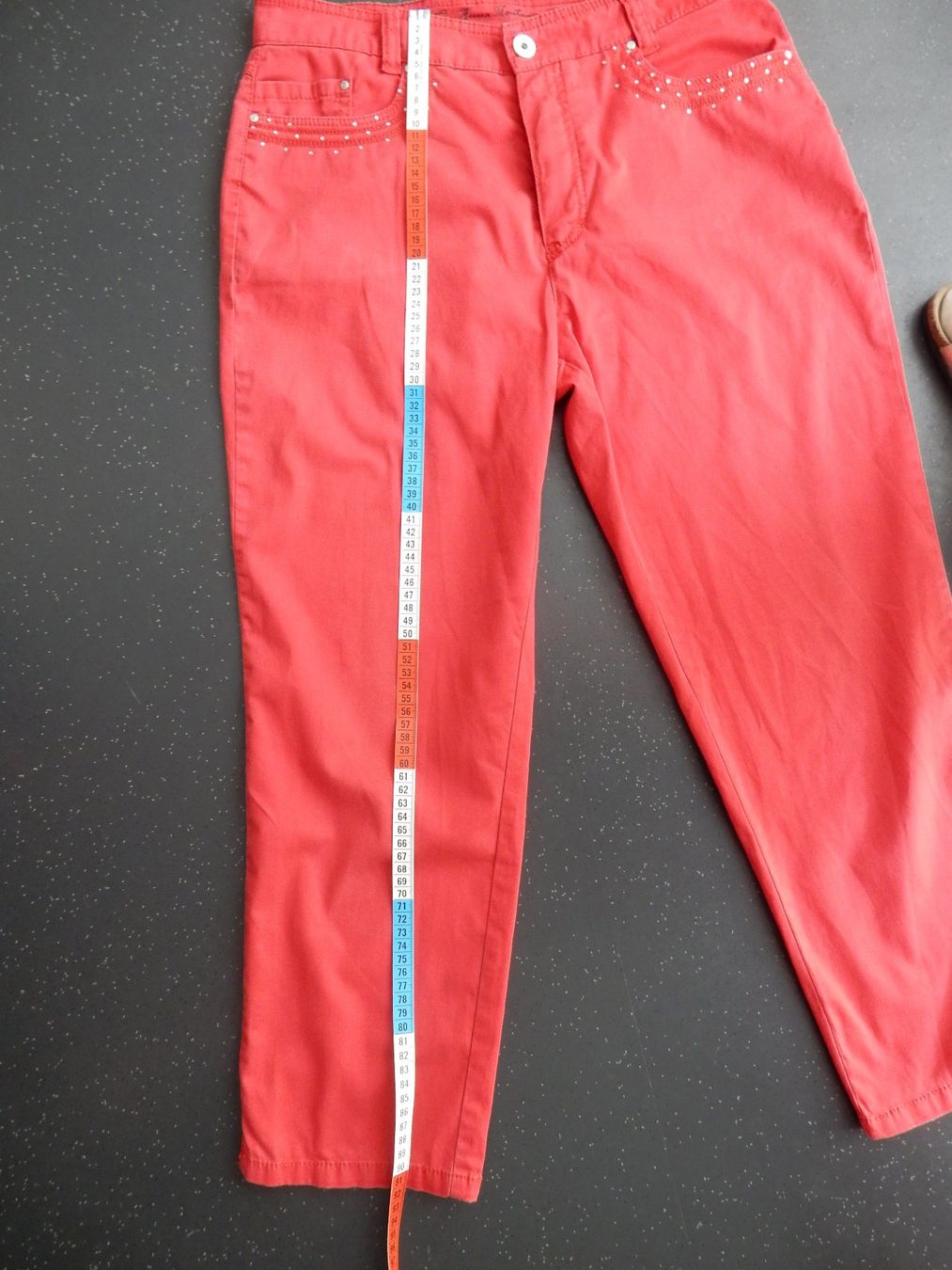 Pantaloni: Hose Caprihose Sommerhose 40 rot mit Glitzer – Difettoso da Jona venduto da simongarden 4