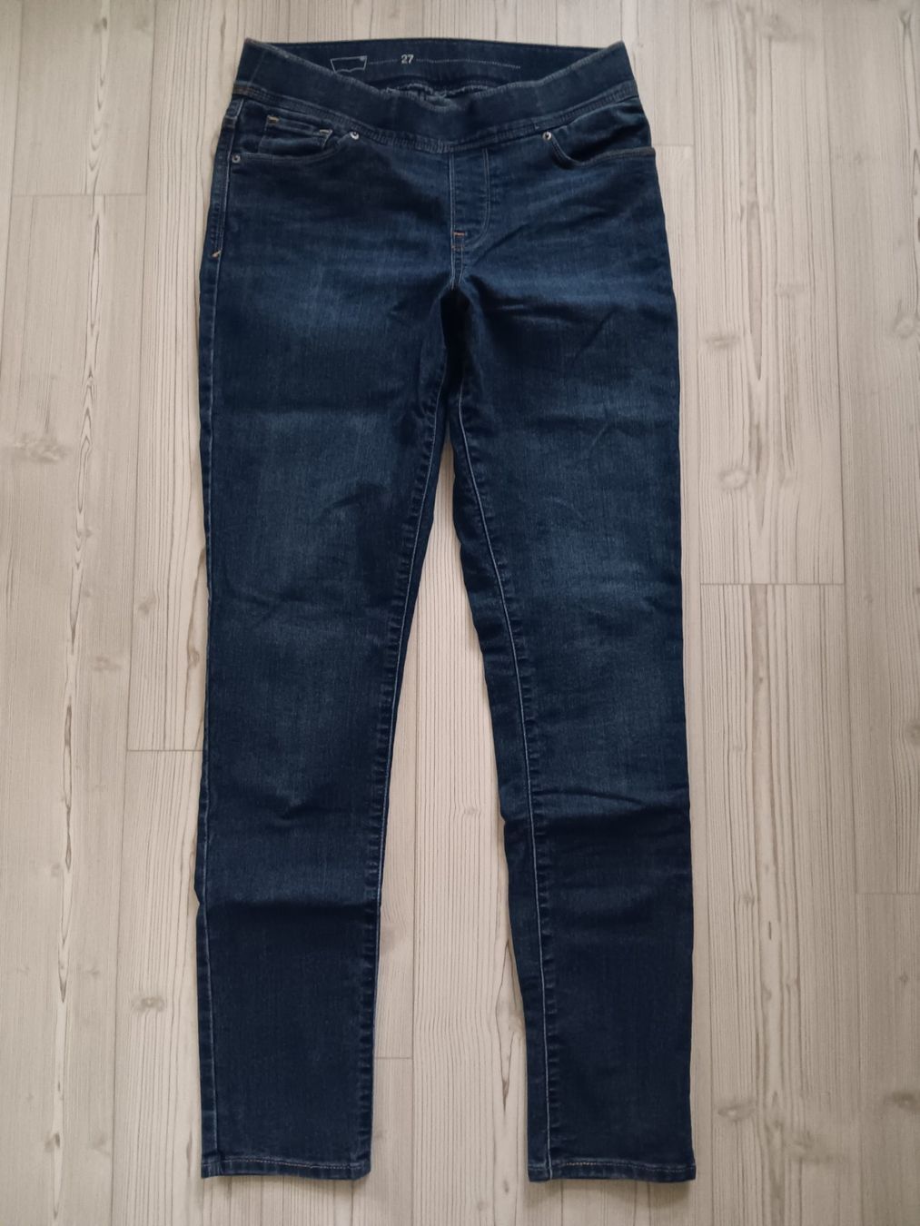 Levi's Jeans: Jegging LEVIS STRAUSS  Taille / Grosse W 27 – Gebraucht aus Cossonay-ville von Super-Price-Quality