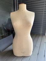 Original Vintage Schneiderbüste “Juvenia Paris” – 81 cm