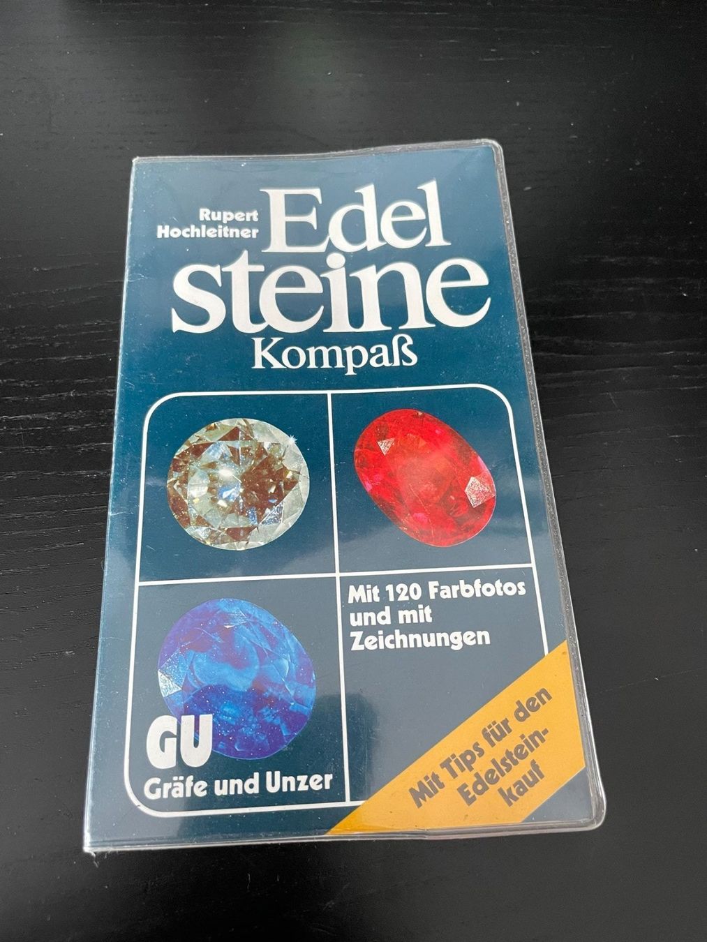 Libri: Edelsteinekompass Buch – Usato da Hombrechtikon venduto da Uptowns