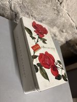 Scatola di latta Kambly Roses de Luxe decorata con rose