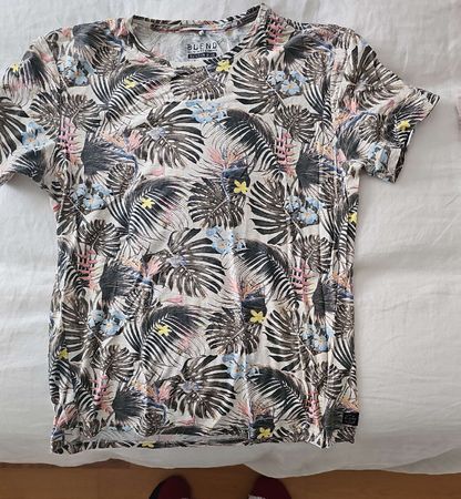 Sommerliches Blend T-Shirt Grösse M