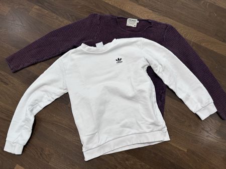 Zwei Pullover in Grösse S