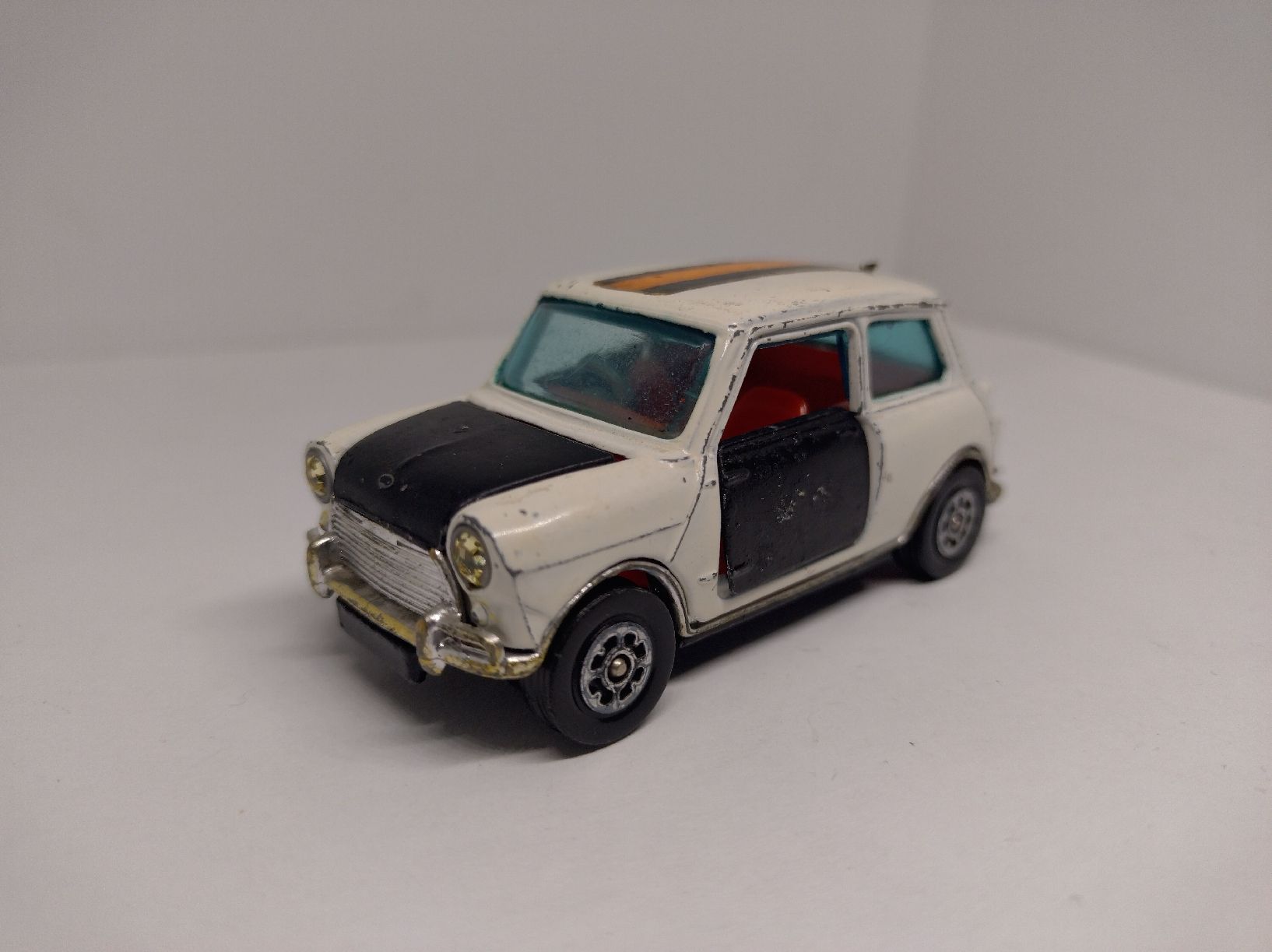 Corgi Toys Modellautos: Corgi, Mini Cooper 1/43 – Gebraucht aus La Chaux-de-Fonds von Pierrot8404