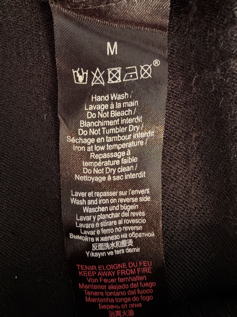 Pullover & Sweatshirts: Pull léger noir de la marque CODE, taille M, état neuf – Neu (gemäss Beschreibung) aus Servion von sap_w8wg 4