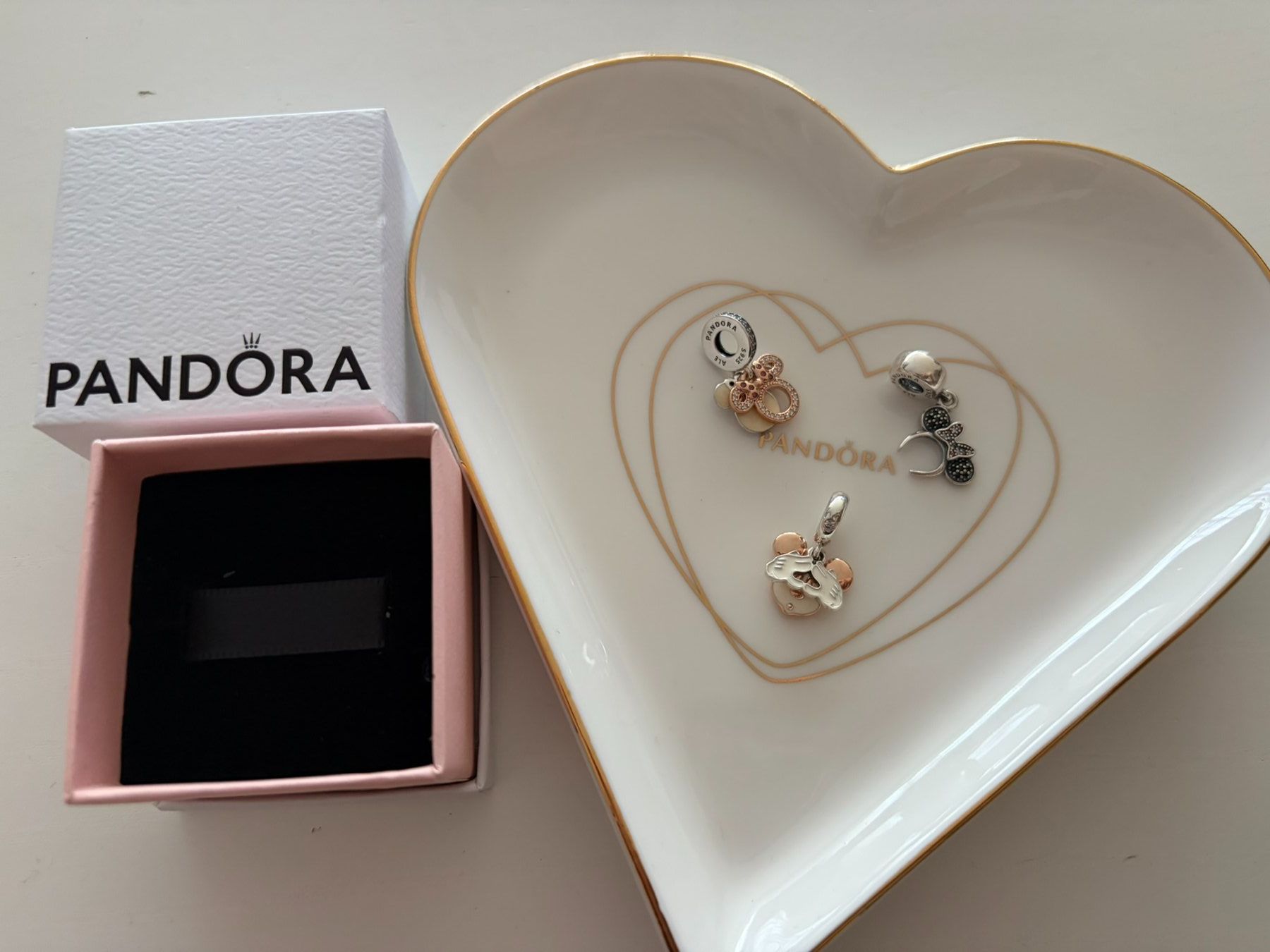 Pandora Anhänger: Pandora Charms - Disney / Mickey Mouse / Minnie Mouse – Neu (gemäss Beschreibung) aus Othmarsingen von Pandabaerchen