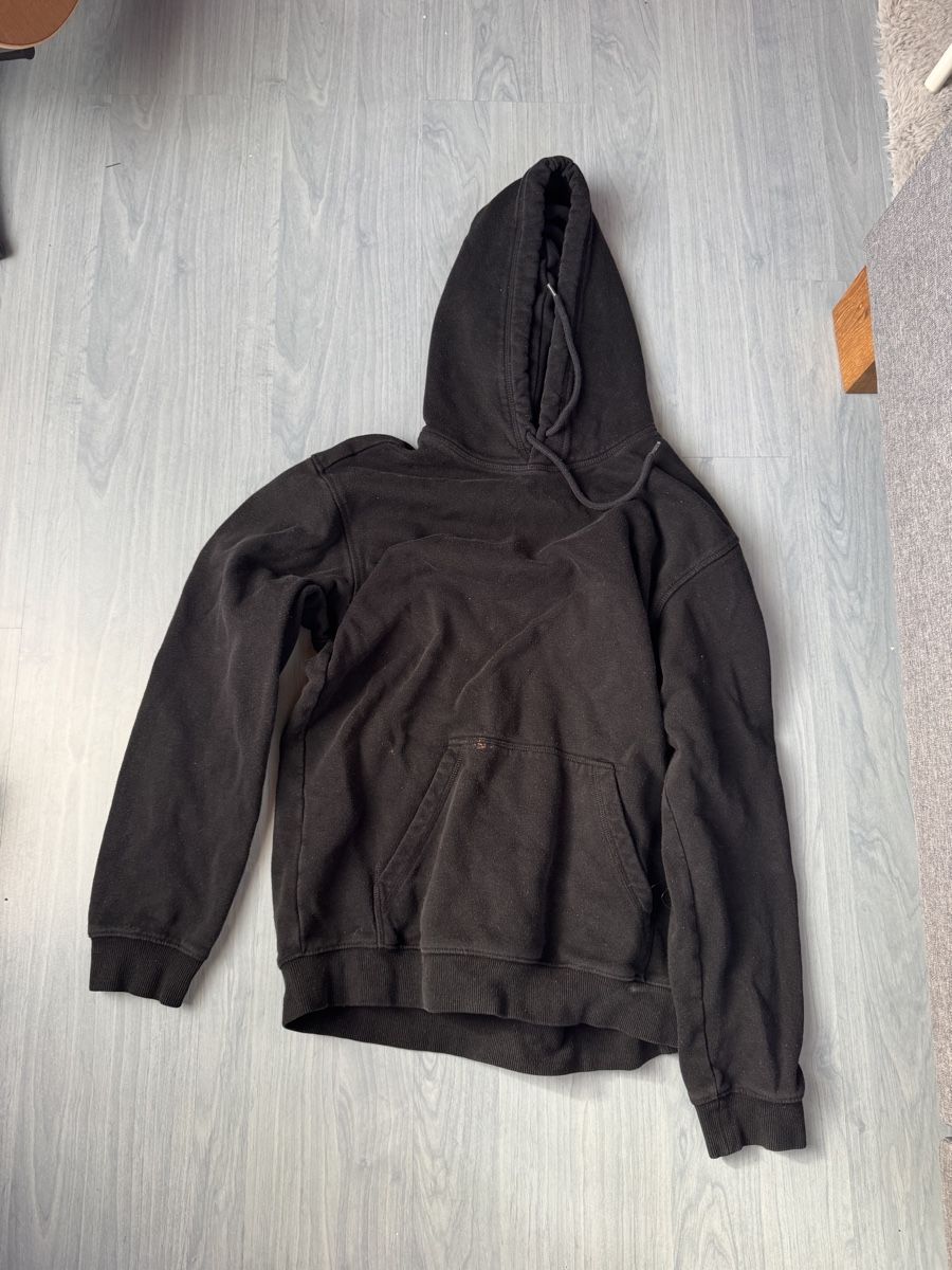 Maglioni & Felpe: Schwarzer Hoodie, Grösse XS – Usato da Wallisellen venduto da car_w72g