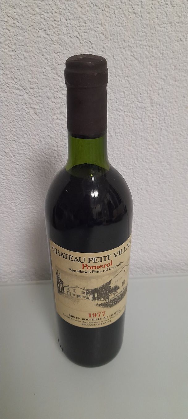 Wein: Wein – Gebraucht aus Gundetswil von lil_v2t5 1