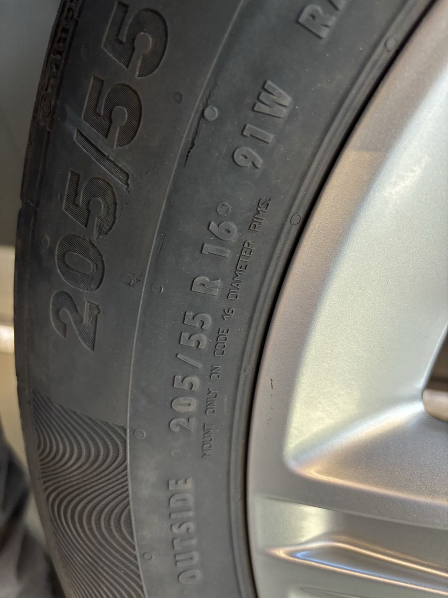 Audi Pneumatici & Ruote complete: Audi A3 Sommerkompletträder  – Usato da Bretzwil venduto da Mygarage4147 4