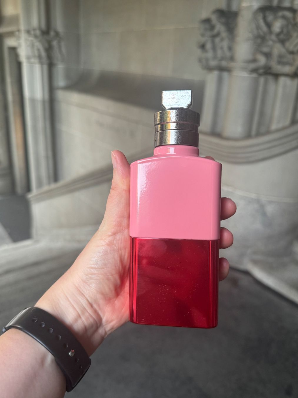 Profumi & Eau de Toilette: Raving Rose Dries Van Noten 5ml sample – Nuovo (secondo la descrizione) da Kriens venduto da Cloudyroom 1
