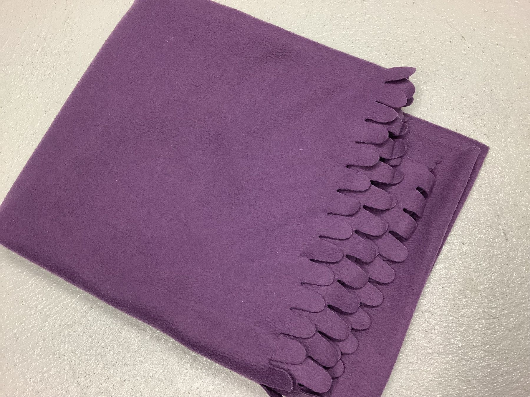 Coperte: Fleecedecke violett, 126 x 166 cm – Usato da Waltenschwil venduto da MeKo8