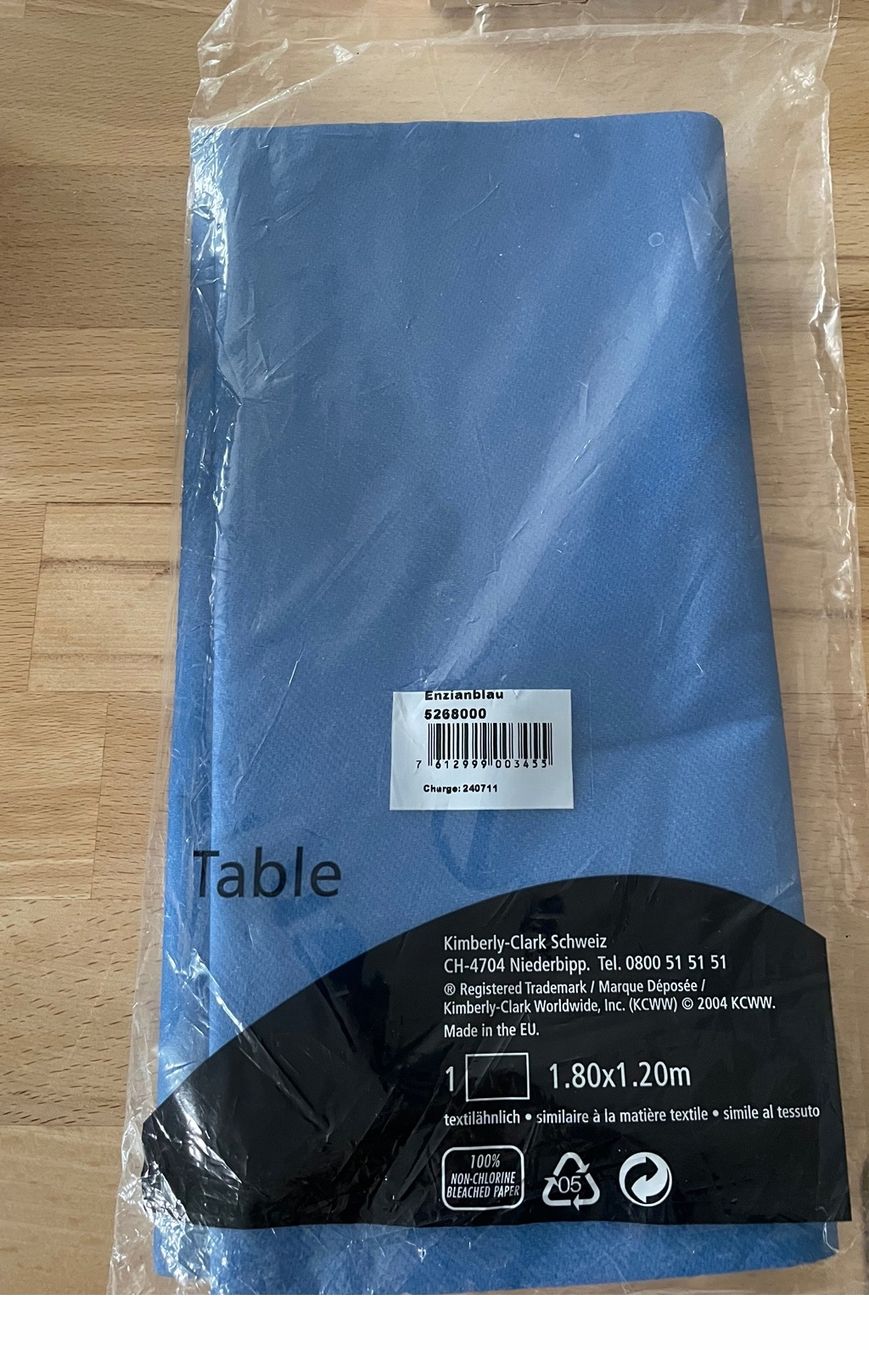 Set di tavolo e panche: Textilähnliches Tischtuch – Usato da Gossau venduto da buendnerin21