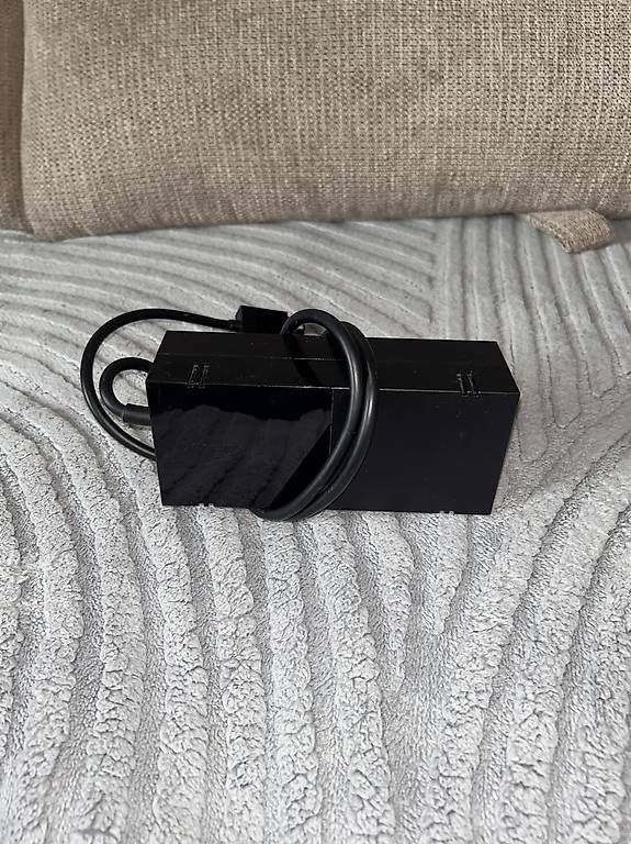 Consoles: Xbox One mit Controller – D'occasion à Steffisburg par en1sz21 2