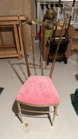 Messingstuhl mit rosa Polster - Vintage