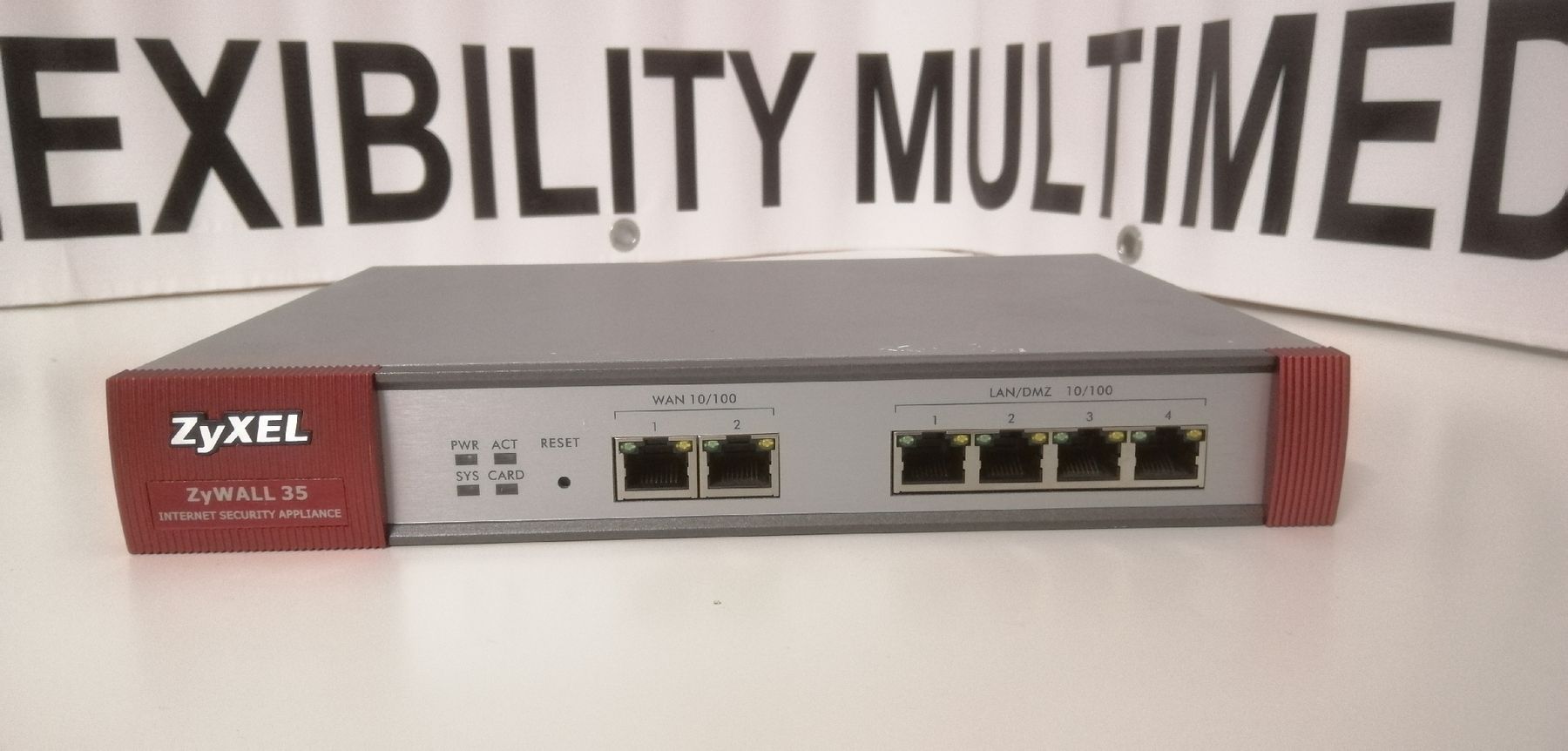 Zyxel Firewall: ZyXEL zyWALL 35 – Usato da St Gallen venduto da FMAccess 1