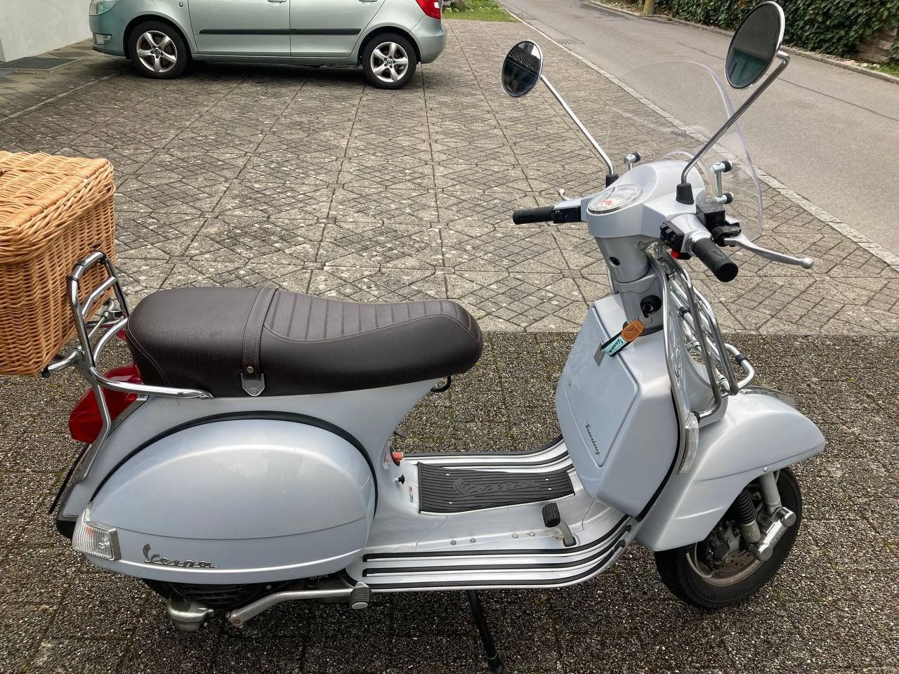 Vespa Scooter: Piaggio Vespa PX125 – Usato da Pfaffnau venduto da kev_123 1