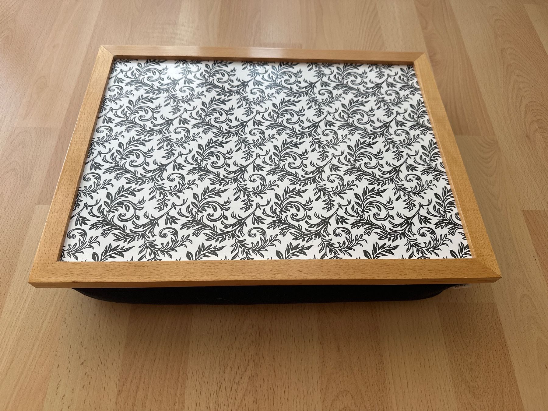 Tablet PC: Knietablett – Gebraucht aus Schwarzenburg von mezulienka