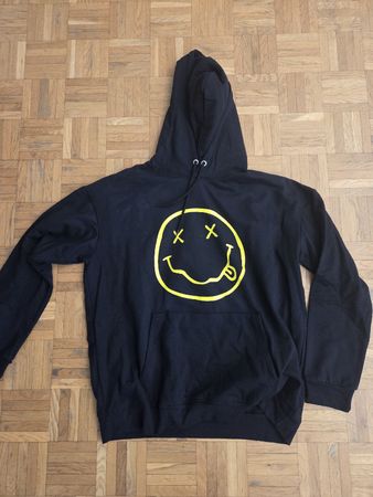 Nirvana Pullover