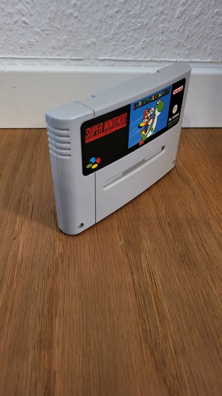 Nintendo Giochi: SNES - Super Mario World – Usato da Münsingen venduto da DigitaleSpielecke 2