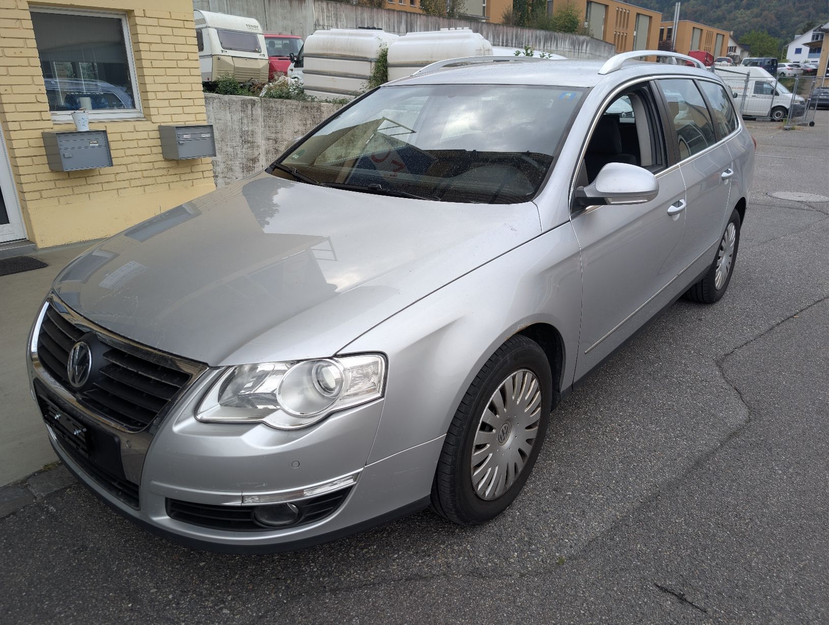 VW Automobili: VW Passat 2.0 dsg  – Usato da Rünenberg venduto da All_4_you