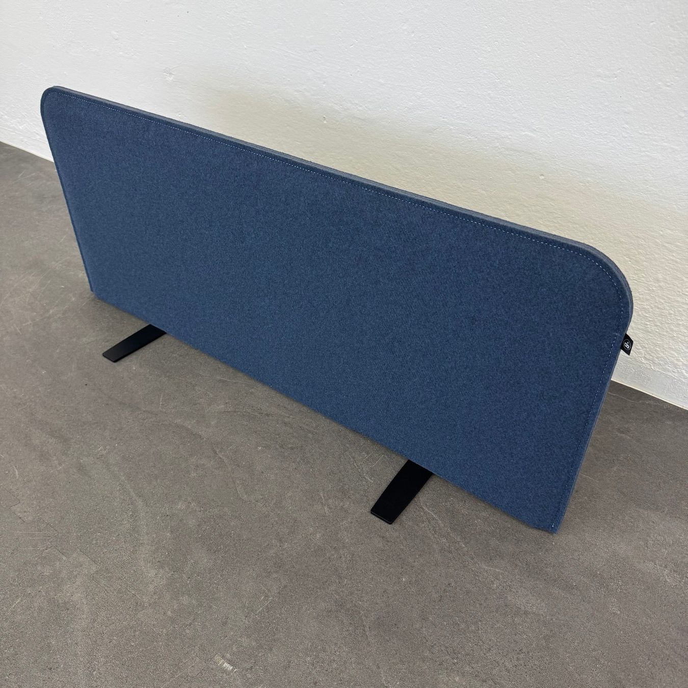 Paraventi: Buzzi.Space BuzziShield Desk Tischtrennwand 1200mm – Usato da Schönenwerd venduto da mcofficeshop 2