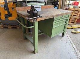 Lista Werkbank mit 4er Schubladenstock + Schraubstock