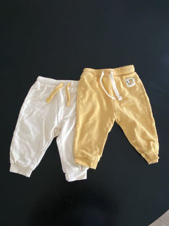 2 x Baby Hose, Grösse 74, neuwertig, Top Zustand!